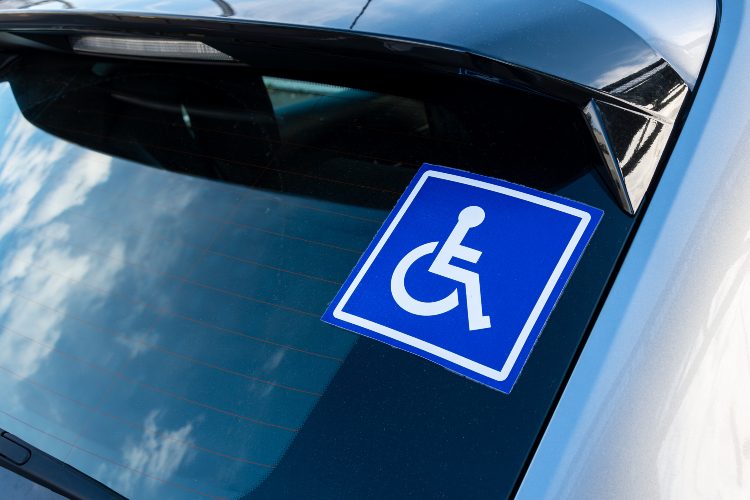 Contrassegno disabile per auto