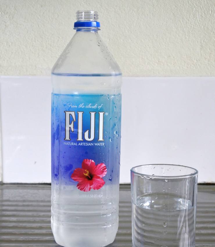 Acqua Fiji (depositphotos) - ilcorrierino.com