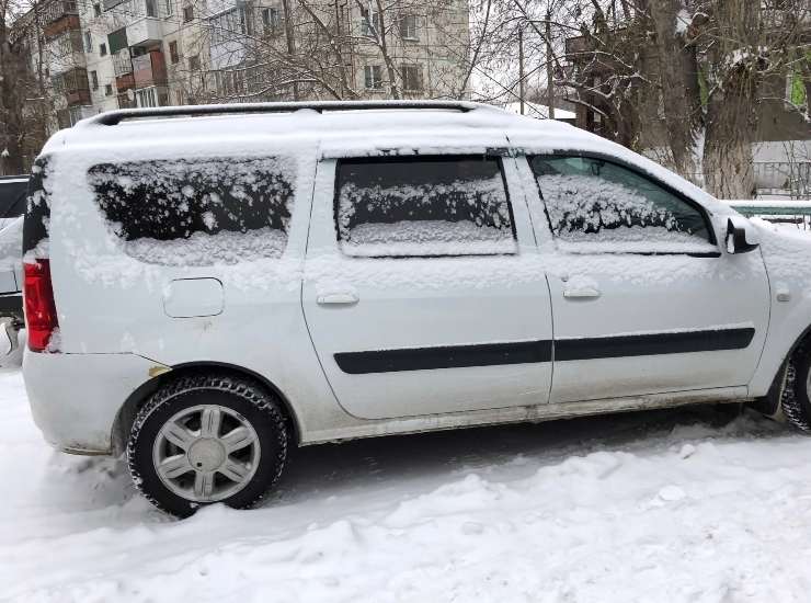 Guida invernale (depositphotos) - ilcorrierino.com