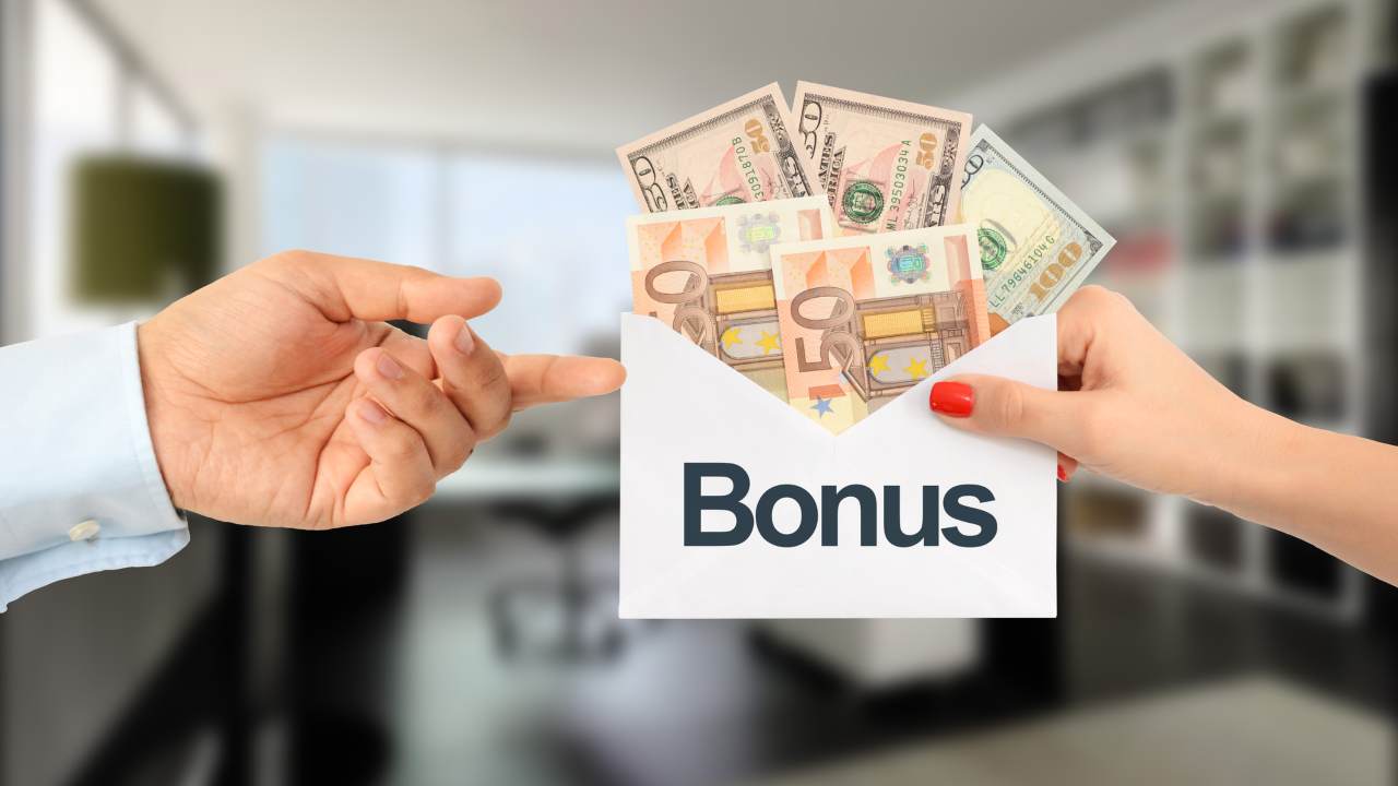 Bonus busta paga (depositphotos) - ilcorrierino.com