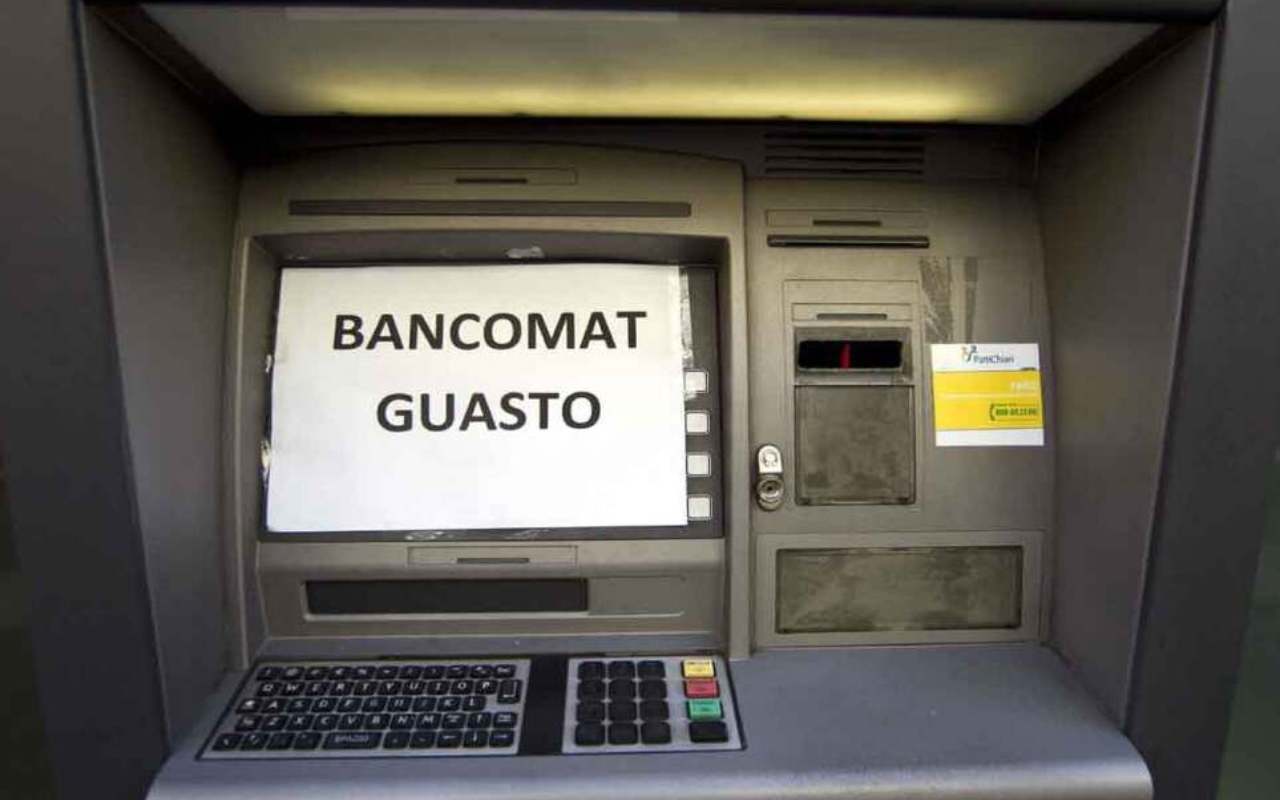 Sportelli bancomat fuori uso