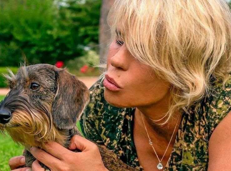 Maria De Filippi e uno dei suoi amati cagnolini