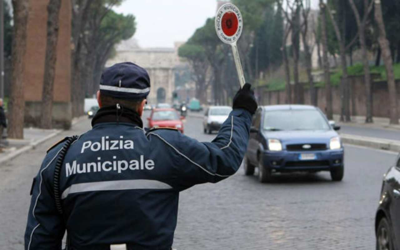 Polizia Municipale multa