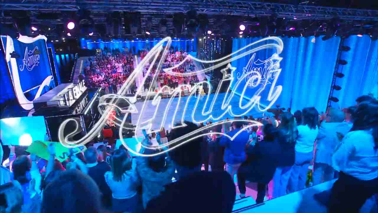 Amici di Maria De Filippi (screenshot tv Mediaset) - ilcorrierino.com