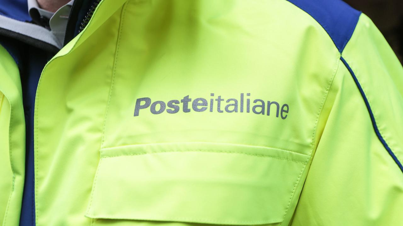 Lavoro in Poste (ANSAfoto) - ilcorrierino.com