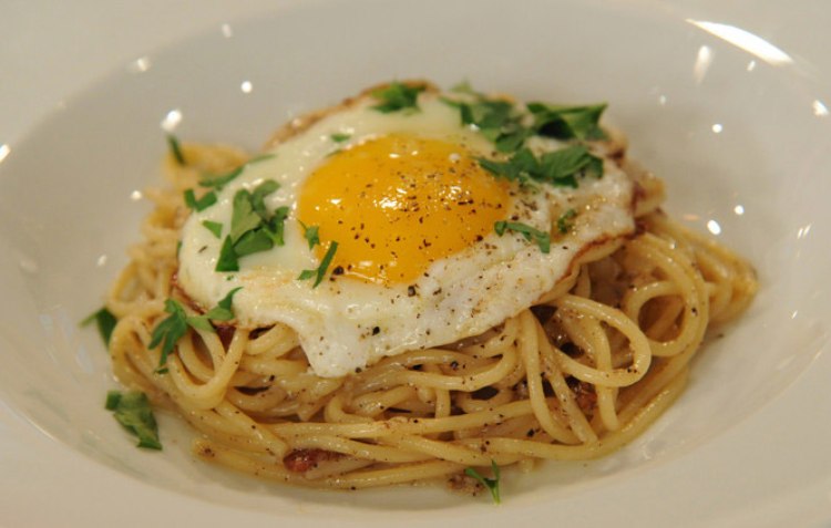 La ricetta originale degli spaghetti alla Poverella 