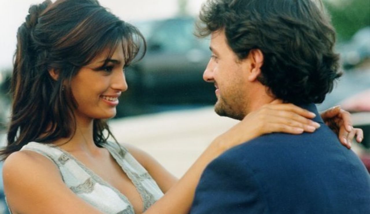 Natalia Estrada e Leonardo Pieraccioni scena de Il Ciclone